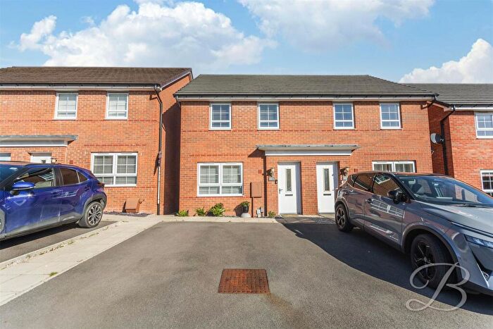 3 Bedroom Semi-Detached House For Sale In Sky Walk, Mansfield, NG18
