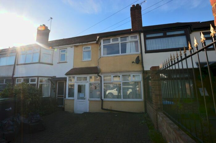 3 Bedroom Terraced House To Rent In Dimsdale Road, Enfield EN1