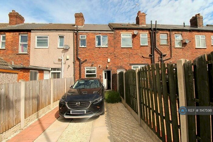2 Bedroom Terraced House To Rent In Clifton Avenue, Rotherham, S65