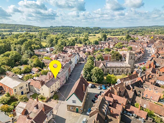 4 Bedroom Character Property For Sale In Church Street, Alcester, B49