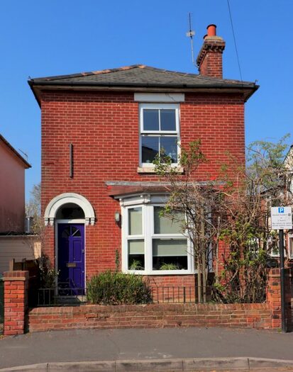 5 Bedroom House To Rent In Alma Road, SO14