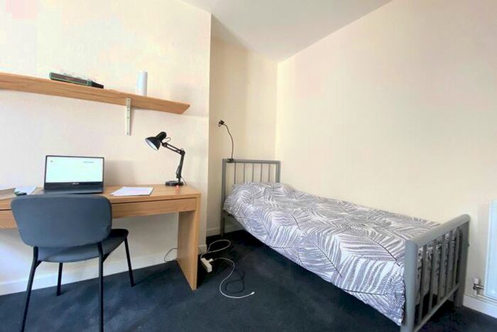 1 Bedroom Flat To Rent In Dorset Gardens, Brighton, BN2