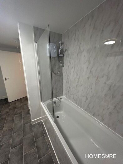 1 Bedroom Flat To Rent In Aigburth Vale, Aigburth, Liverpool, L17