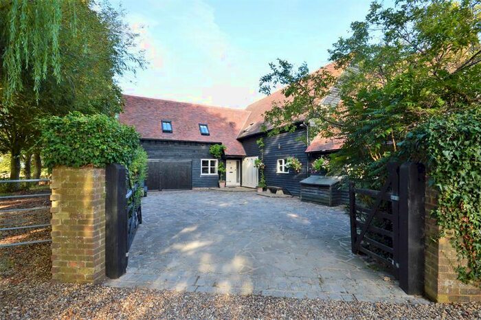 5 Bedroom Detached House For Sale In Stockwell Lane, Little Meadle, Aylesbury, HP17