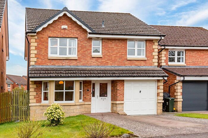 4 Bedroom Detached House For Sale In Edradour Terrace, Perth, PH1