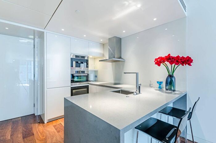 1 Bedroom Flat For Sale In Moor Lane, Moorgate, London, EC2Y