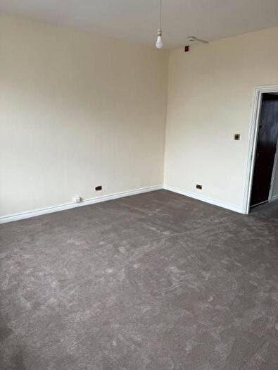 1 Bedroom Studio To Rent In Upper Tooting Road, London, SW17
