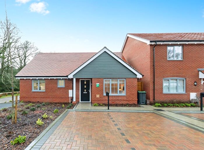 2 Bedroom Detached Bungalow For Sale In Edmondsham Road, Verwood, BH31