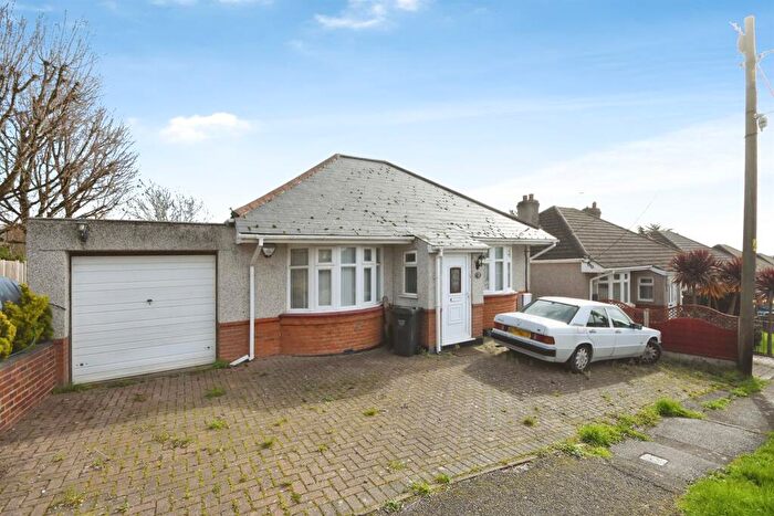 3 Bedroom Detached Bungalow For Sale In Ramsay Drive, Basildon, SS16