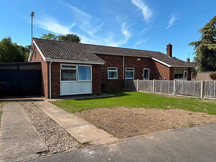 2 Bedroom Semi Detached Bungalow For Sale In Angerstein Close, Weeting, Brandon, IP27