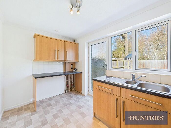 2 Bedroom Semi-Detached House For Sale In Greenways Close, Bridlington, YO16