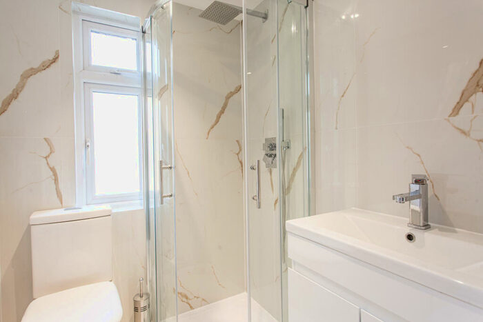 5 Bedroom Terraced House To Rent In Cardigan Road, Bow, E3