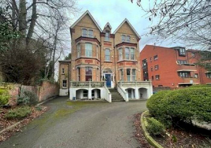 2 Bedroom Apartment To Rent In ** Available With Zero Deposit ~** Linnet Lane, L17