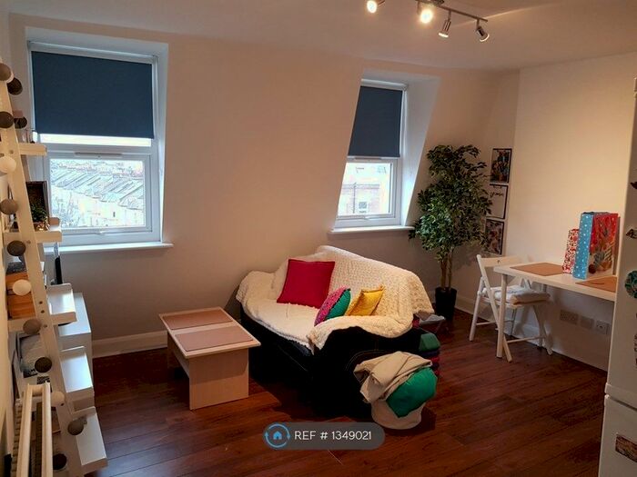 1 Bedroom Flat To Rent In Uxbridge Road, London, W12