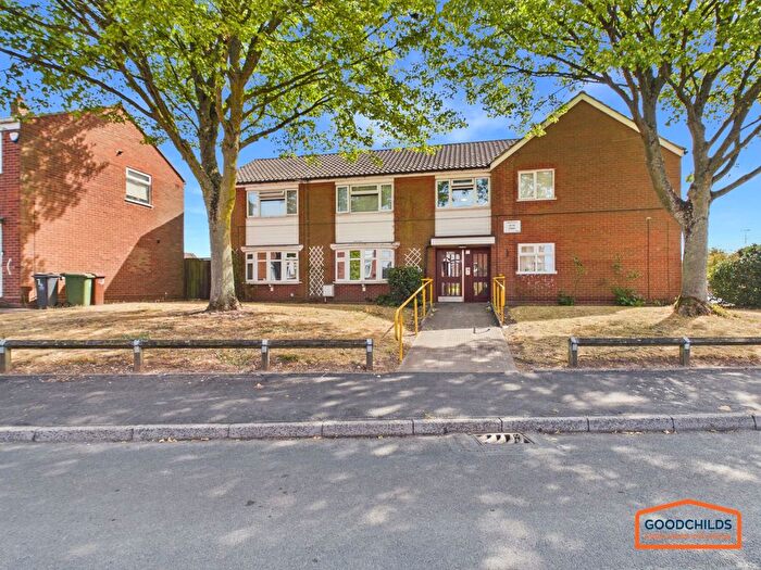 2 Bedroom Flat To Rent In Radford Drive, Walsall, WS4