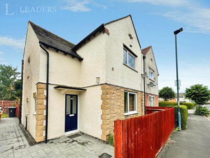 3 Bedroom Semi-Detached House To Rent In Waverley Street, DE24