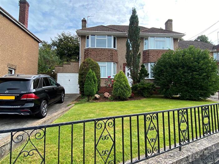 4 Bedroom Detached House For Sale In Parkway, Midsomer Norton, Radstock, BA3