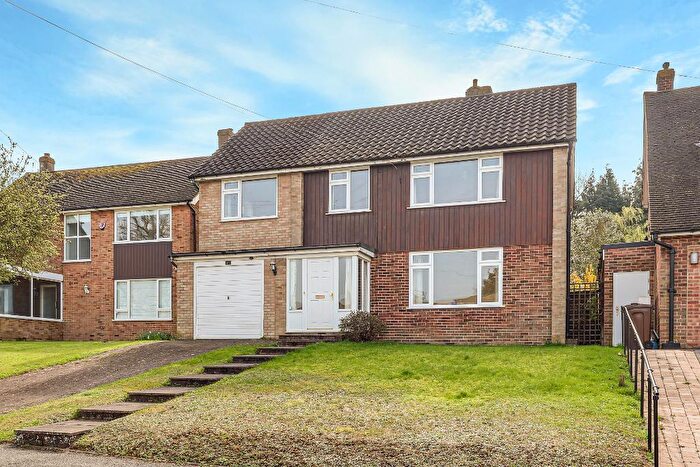 4 Bedroom Detached House For Sale In Barnfield Road, Sanderstead, Surrey, CR2