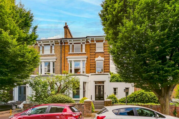 1 Bedroom Apartment To Rent In Brondesbury Road, Queen's Park, London, NW6