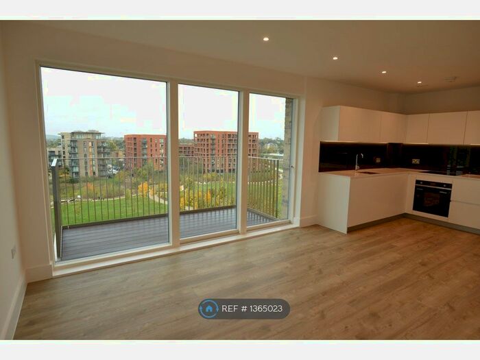 1 Bedroom Flat To Rent In Larkin House, London, SE3