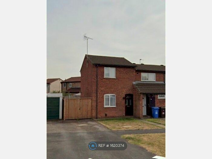 2 Bedroom End Of Terrace House To Rent In Luccombe Drive, Derby, DE24