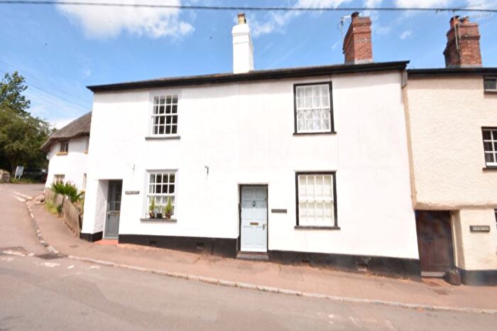 2 Bedroom Cottage To Rent In Bullen Street, Exeter, EX5