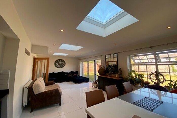 4 Bedroom Property To Rent In Saxon Way, Bristol, BS32