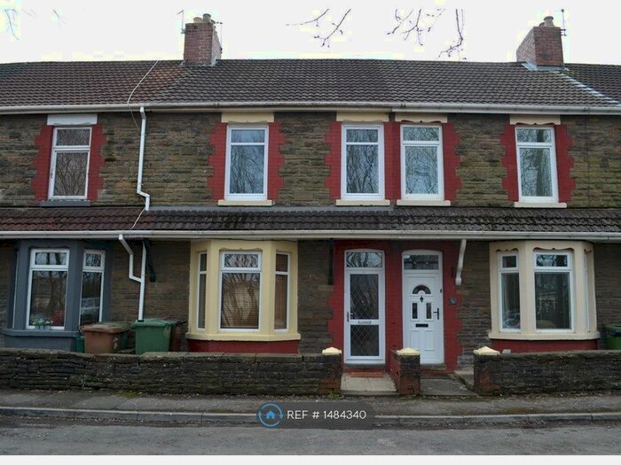 3 Bedroom Terraced House To Rent In Railway Terrace, Caerphilly, CF83