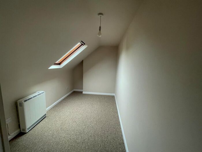 1 Bedroom Flat To Rent In Elmdale Road, Tyndalls Park, Bristol, BS8