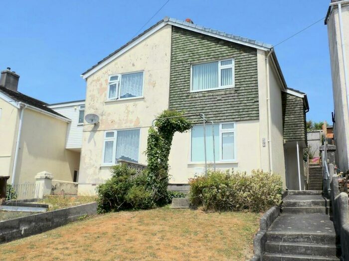 2 Bedroom Semi-Detached House To Rent In St. Stephens Road, Saltash, PL12