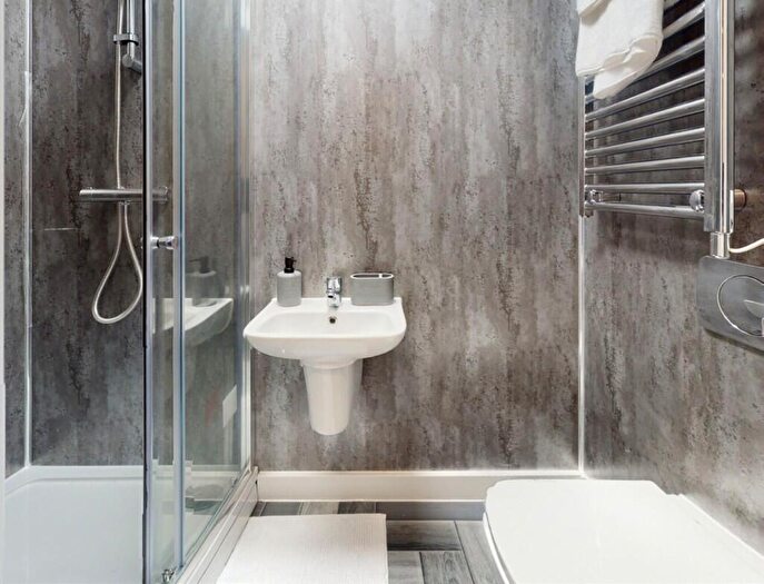 1 Bedroom Apartment To Rent In Graduation House, High Road, Nottingham, Nottinghamshire, NG9