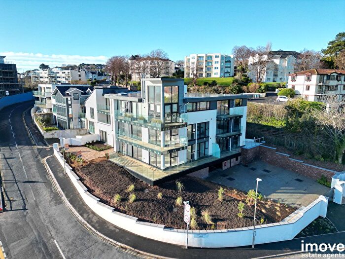 2 Bedroom Flat To Rent In La Rosaire, Livermead Hill, Torquay, TQ2