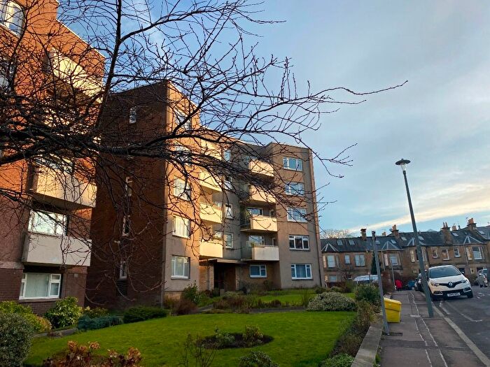 3 Bedroom Flat To Rent In Ethel Terrace, Morningside, Edinburgh, EH10