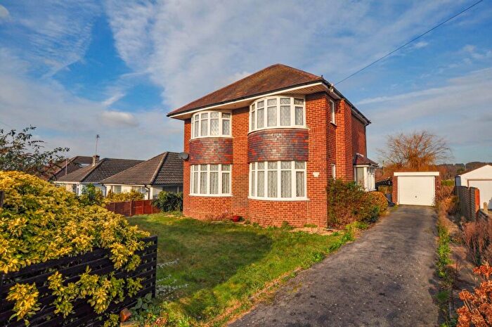 3 Bedroom Detached House To Rent In Sopers Lane, Poole, BH17