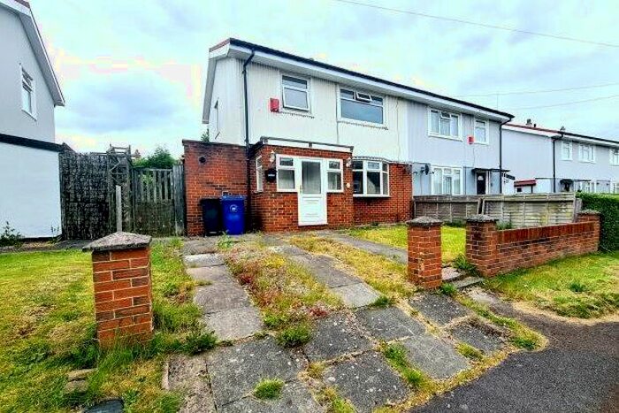 3 Bedroom Property To Rent In Machin Crescent, Newcastle, ST5