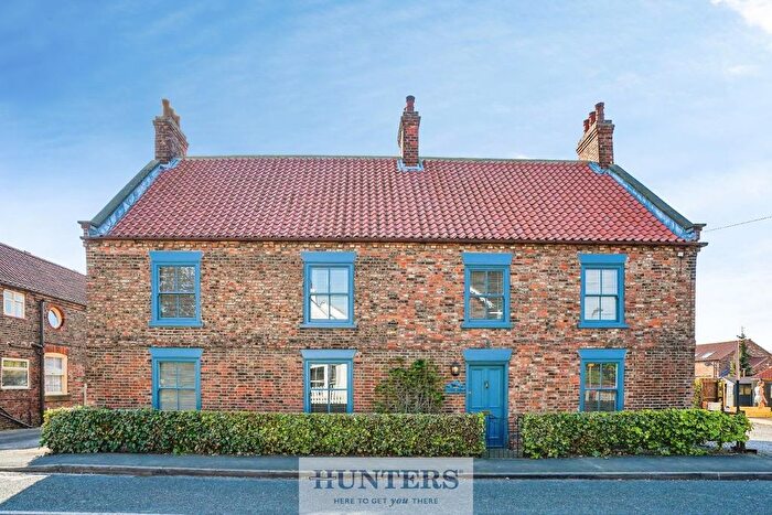6 Bedroom Detached House For Sale In Main Street, Hemingbrough, Selby, YO8