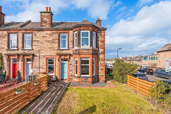 3 Bedroom Flat For Sale In Inchview Terrace, Craigentinny, Edinburgh, EH7