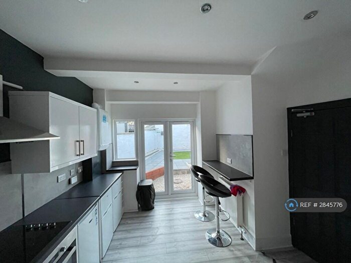 4 Bedroom Semi Detached House To Rent In Erskine Street, Aberdeen, AB24