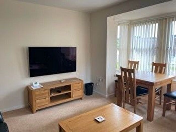 2 Bedroom Flat To Rent In Brewster Place, St Andrews, Fife, KY16