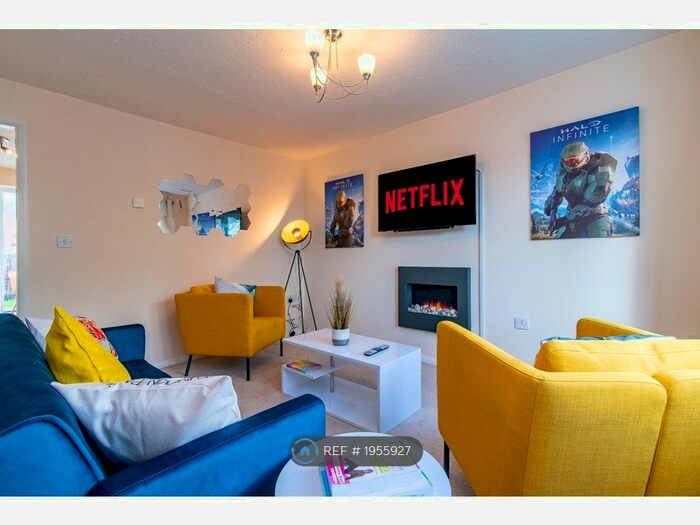 3 Bedroom Semi-Detached House To Rent In Mandarin Way, Alvaston, Derby, DE24