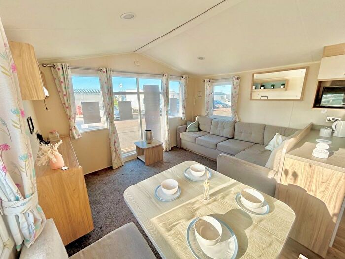 2 Bedroom Park Home For Sale In Beach Road, St. Osyth, Clacton-On-Sea, CO16