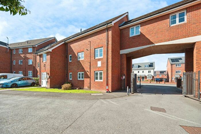 2 Bedroom Flat For Sale In Kellner Gardens, Oldbury, B69