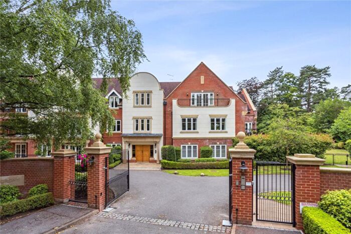 3 Bedroom Apartment For Sale In Devenish Road, Ascot, Berkshire, SL5