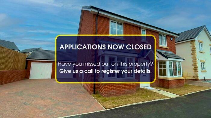 4 Bedroom Detached House To Rent In Farmfield Avenue, Westhoughton, Bolton, BL5