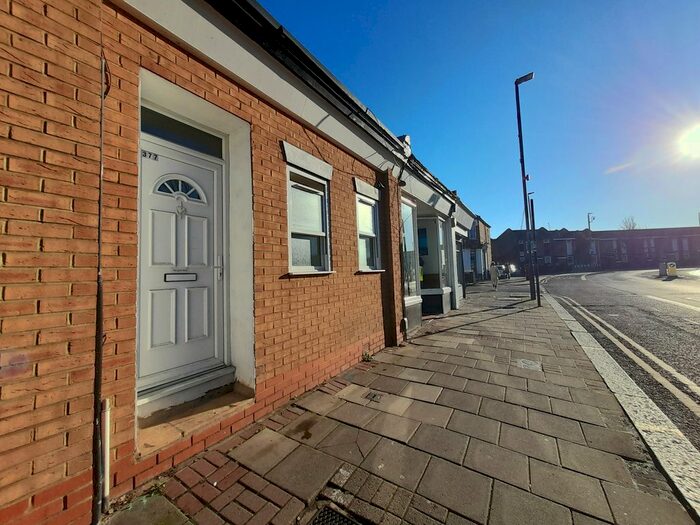 Studio To Rent In Garratt Lane, Wandsworth, SW18