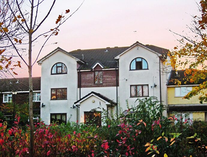 2 Bedroom Property To Rent In Craiglee Drive, Cardiff, CF10