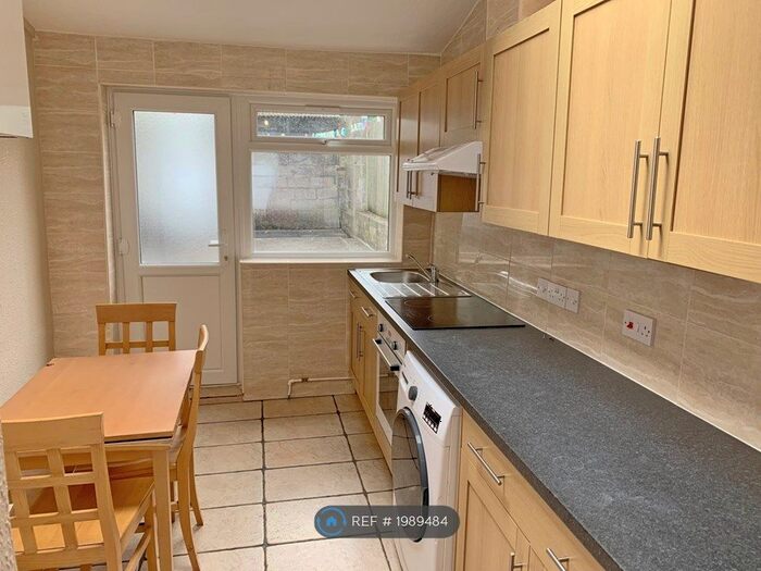 4 Bedroom Maisonette To Rent In Gloucester Road, Bristol, BS7