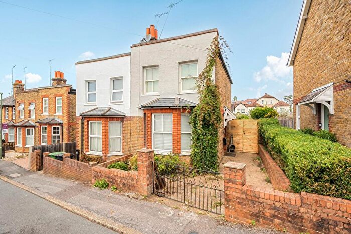 2 Bedroom House For Sale In Albert Road, Ashtead, KT21
