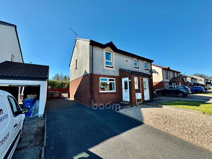 3 Bedroom Semi-Detached House For Sale In Denholm Way, Beith, KA15
