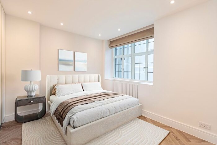 2 Bedroom Flat To Rent In Sloane Street, London, SW1X